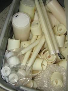 lot 124 image: electric candles of all sizes