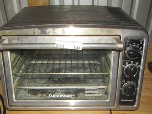 lot 144 image: Faberware TOASTEROVEN  good cond�.