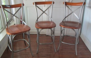 lot 4 image: 40 in tall Wooden bar stools  QTY 3