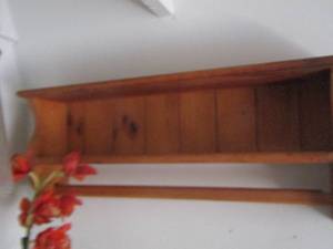 lot 256 image: wooden self holds dcor and jackets