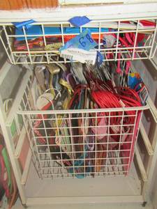 lot 268 image: very large lot of gift bags, Christmas bags and more