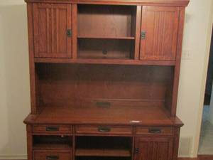 lot 2 image: 2 piece brown desk 4 doors 4 drawers in great condition  75 x 60 x 22