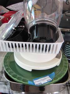 lot 319 image: Chopper pieces, Searing platters and more