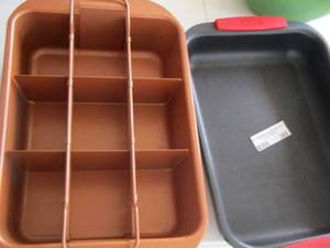 lot 369 image: copper baking pan and a baking pan