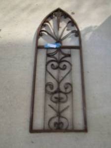 lot 290 image: qty 2 metal outdoor art size 42x14