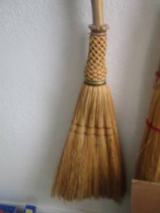 lot 9 image: Amish HANDMADE BROOM