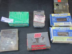 lot 75 image: Box of various screws