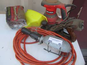 lot 89 image: black and decker sander- work shop light funnel and more