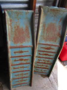lot 13 image: set of car ramps