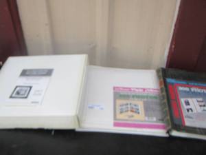lot 129 image: 2 photo albums new- 10.4 inch digital photo frame- jewelry box
