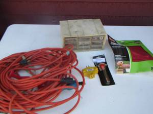 lot 157 image: sanding paper, extension cords, tool organizer and more