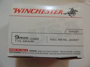 lot 60 image: WINCHESTER 9 MM LUGAR 115 GR. FMJ 100 RDS
