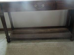 lot 103 image: COUCH TABLE 27X46X16