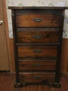 lot 125 image: 5 drawer chest of drawers brown size 52x32x18