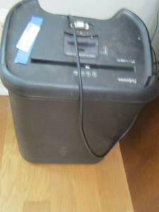 lot 335 image: Fellows paper shredder P-45c