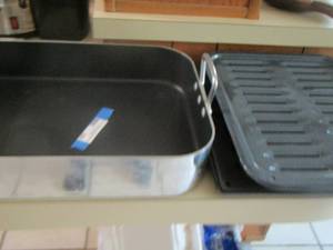 lot 358 image: dB handled deep pan, baking pans