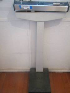 lot 368 image: Health o meter adult scale older style