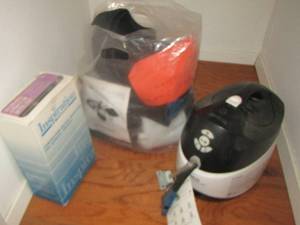 lot 369 image: Berg 6 pulse ice man-- nebulizer- box of air solve