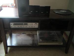 lot 105 image: SONY SPEAKERS, TURNTABLE RECEIVER