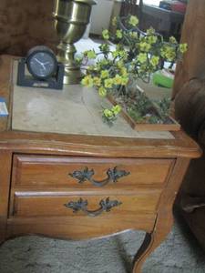 lot 396 image: Brass lamp-- 2 drawer side table , table top clock