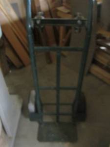lot 55 image: green dolly