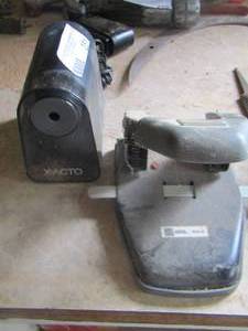 lot 251 image: Electric pencil sharpener-- hand hole punch