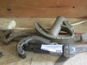 lot 250 image: pipe bender, copper tubing cutter &  crimper