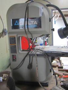 lot 267 image: Delta saw ser# 075963