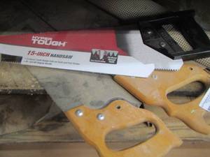 lot 280 image: 15 hand saws