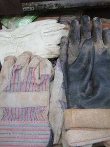 lot 273 image: glove lot