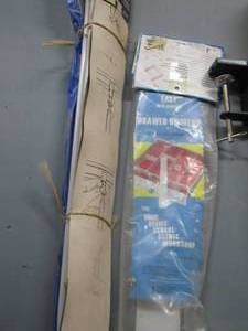 lot 304 image: drawer dividers and curtain rods