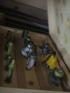lot 174 image: wood cutting bits