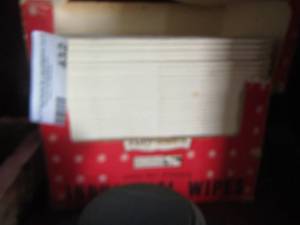 lot 432 image: industrial wipes and more