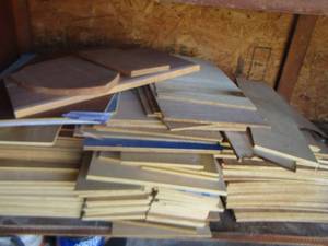 lot 492 image: WOOD LOT - THIN PANELS