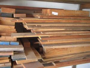 lot 534 image: large wood lot