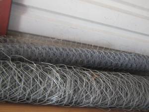 lot 530 image: rolls of chicken wire