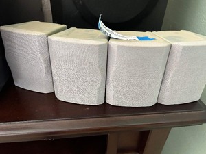lot 395 image: SPEAKERS