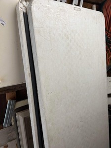 lot 614 image: ONE white fold up table