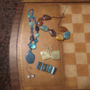 lot 35 image: Costume Jewelry