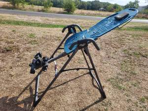 lot 55 image: Hang ups Inversion table