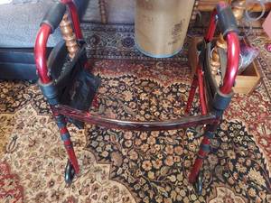 lot 52 image: Like new walker