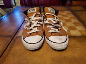 lot 64 image: Size 12 Converse All Stars