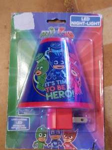 lot 68 image: NIP Pjmasks LED night light