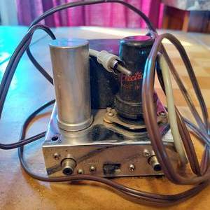 lot 83 image: Vintage Olsen tube pre-amp