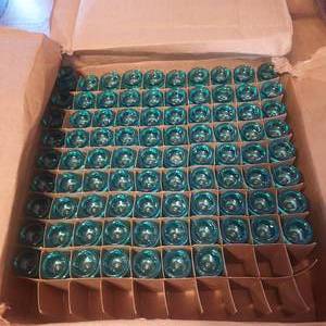 lot 138 image: Box of plastic Shot Glasses (87) 3 58 tall