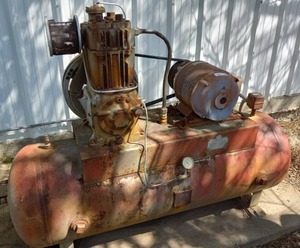 lot 529 image: Nicholas & Parks air compressor