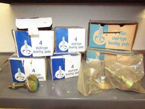 lot 248 image: Stud type leveling pads