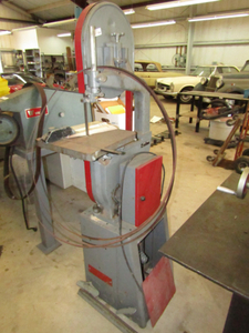 lot 236 image: Rockwell 14 industrial band saw