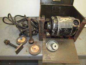lot 234 image: Dumore tool maker No. 44