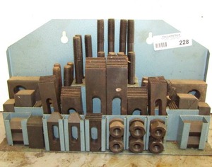 lot 228 image: Milling shim set